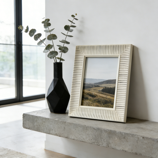 Radial Striped Contrast Color Photo Frame