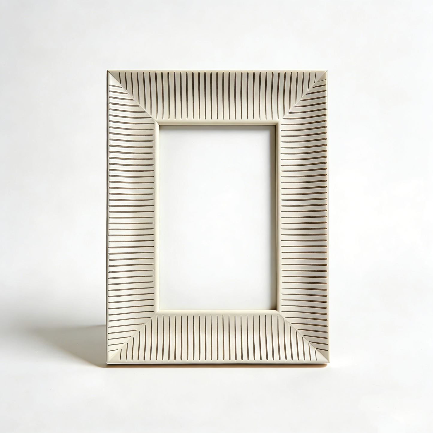 Radial Striped Contrast Color Photo Frame